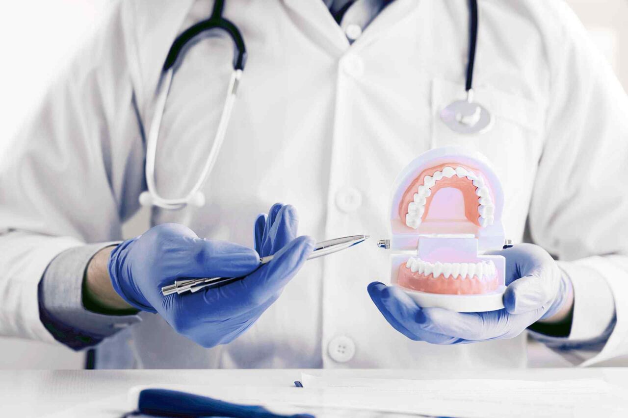 https://ahmedabad-dentist.com/wp-content/uploads/2020/01/portfolio_08-1280x853.jpg