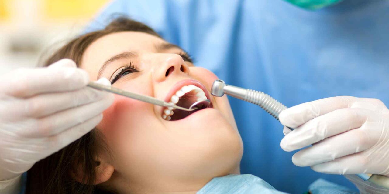 https://ahmedabad-dentist.com/wp-content/uploads/2020/01/post_01-1280x640.jpg